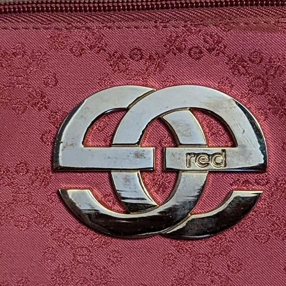 Echo Red wristlet hand bag - Picture 2 of 9